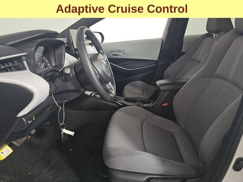Used 2024 Toyota Corolla SE w/ SE Premium Package FWD image 10