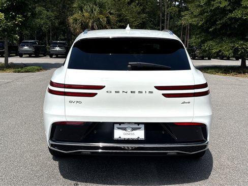 New 2026 Genesis GV70 2.5T image 31