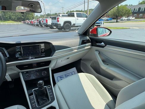 Used 2019 Volkswagen Jetta S FWD image 17