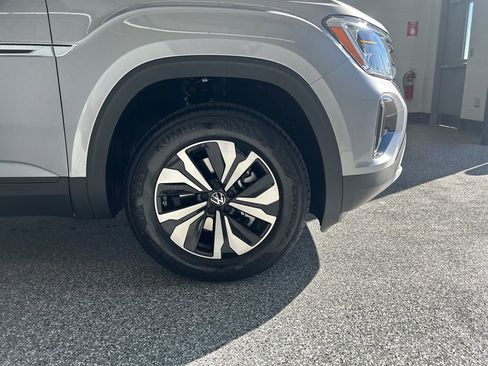 New 2026 Volkswagen Atlas Cross Sport SE AWD/4WD image 43