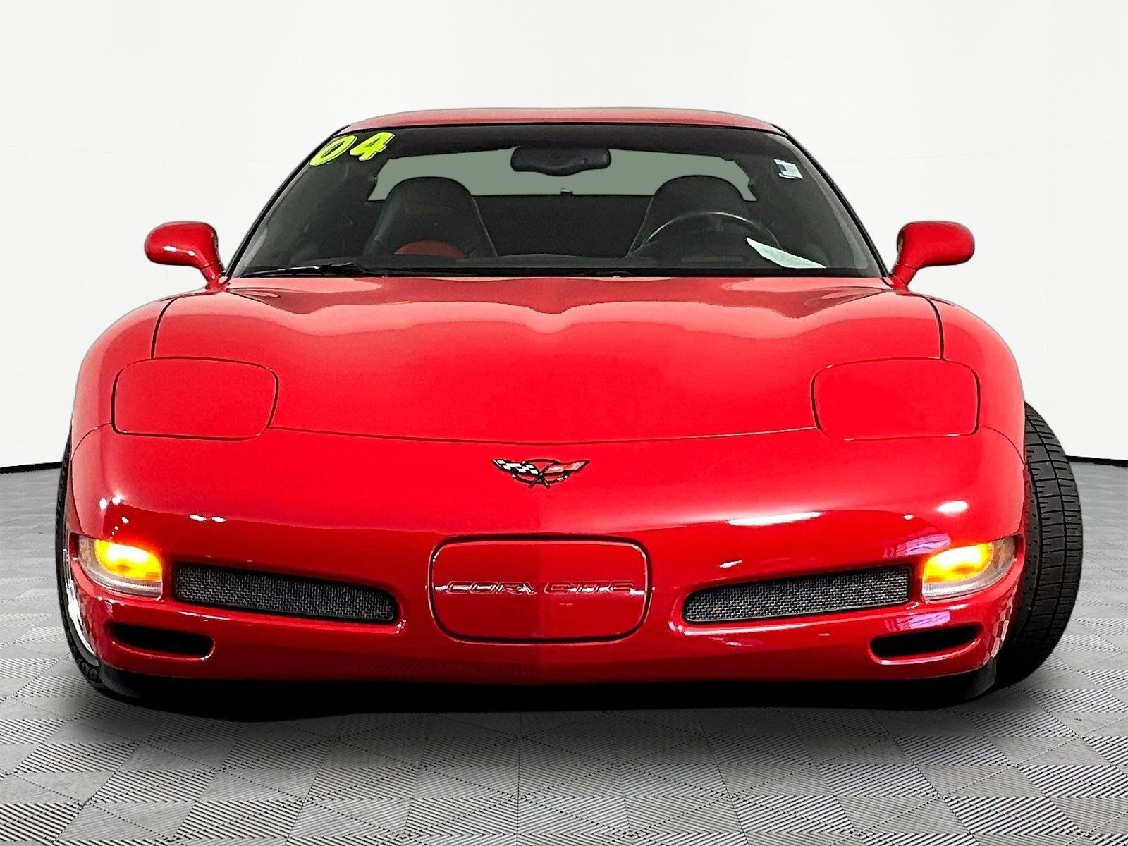 Used 2004 Chevrolet Corvette Z06 w/ Memory Package RWD image 2