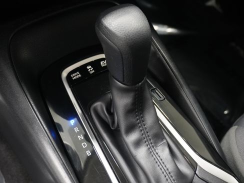 Used 2024 Toyota Corolla LE FWD image 18