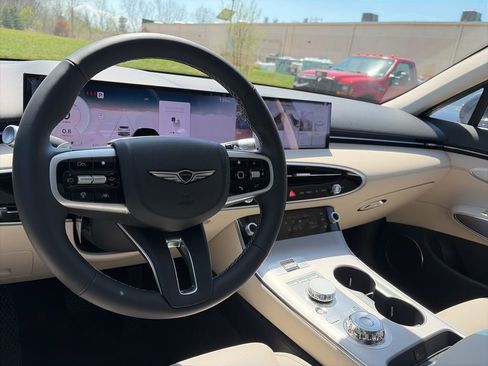 New 2026 Genesis GV70 2.5T Select AWD/4WD image 16