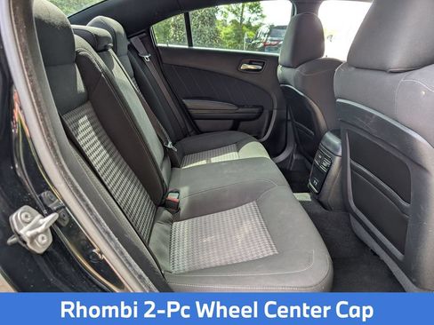 Used 2022 Dodge Charger R/T w/ Blacktop Package RWD image 31