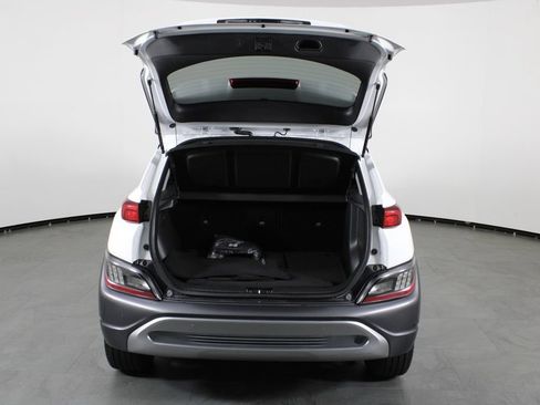 Certified 2023 Hyundai Kona Limited AWD/4WD image 17