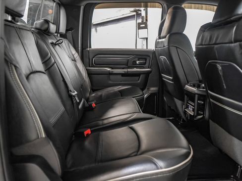 Used 2024 RAM 3500 Limited AWD/4WD image 37