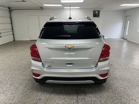 Used 2019 Chevrolet Trax LT w/ LT Convenience Package AWD/4WD image 7