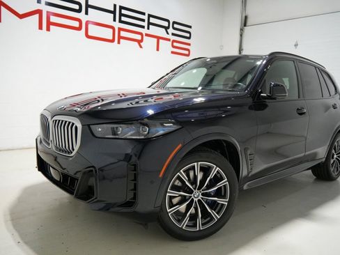 Used 2024 BMW X5 xDrive40i w/ M Sport Package AWD/4WD image 3