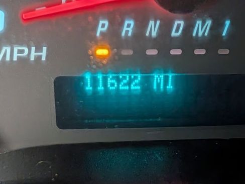 Used 2024 Chevrolet Express 2500 w/ Driver Convenience Package image 17