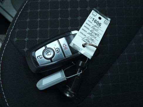 Used 2025 Ford Escape Active FWD image 29