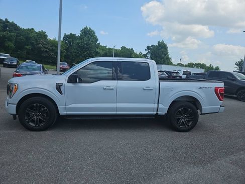 Used 2022 Ford F150 XLT w/ Equipment Group 302A High RWD image 4