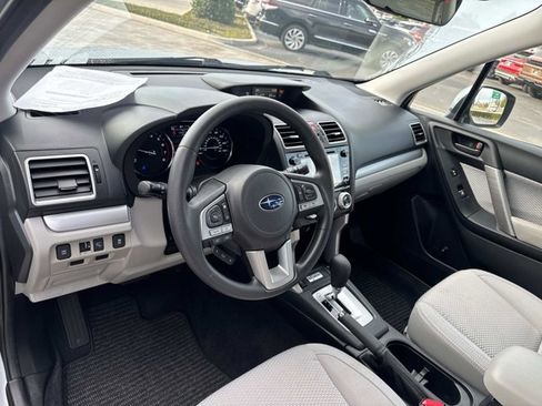 Used 2018 Subaru Forester 2.5i Premium image 14