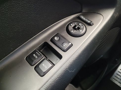 Used 2016 Kia Forte Koup SX image 27