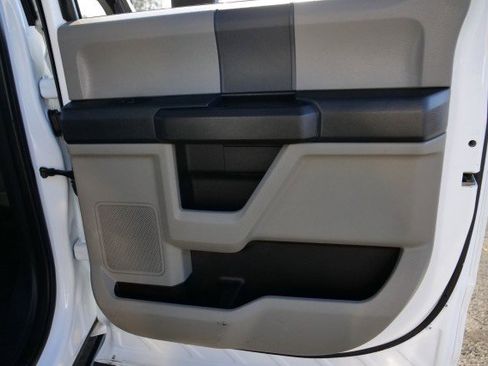 Used 2022 Ford F250 XL w/ Power Equipment Group image 29