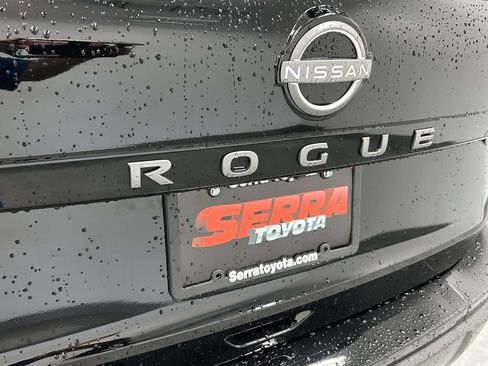 Used 2026 Nissan Rogue SV FWD image 10