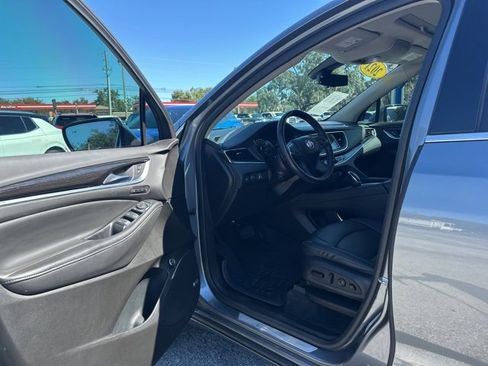 Certified 2021 Buick Enclave Avenir w/ Avenir Technology Package image 7