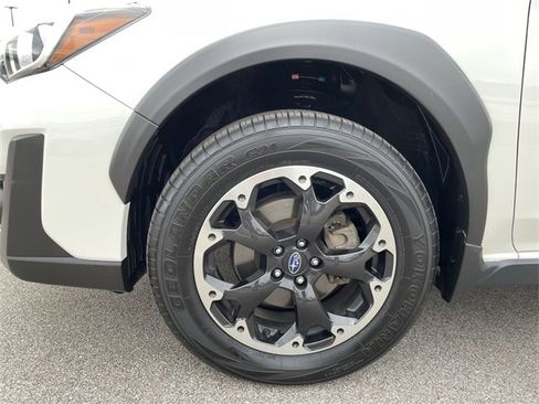 Used 2023 Subaru Crosstrek 2.0i Premium image 17