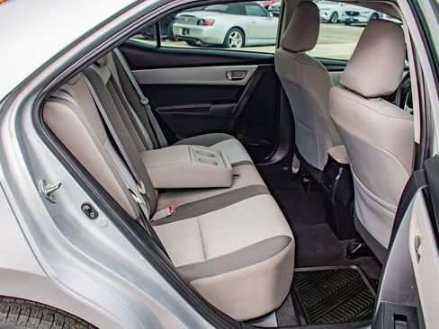 Used 2019 Toyota Corolla LE image 17