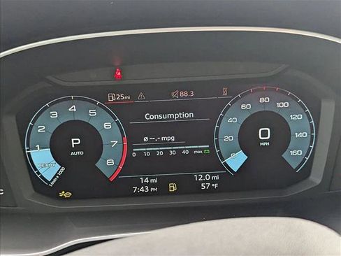 New 2025 Audi Q3 2.0T Premium image 11