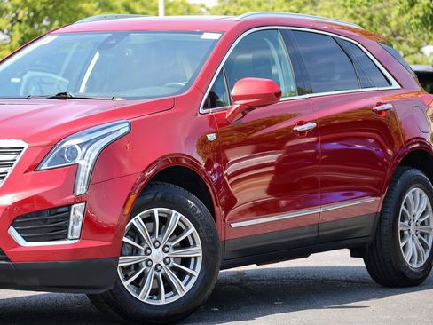 Used 2019 Cadillac XT5 Luxury AWD/4WD image 17