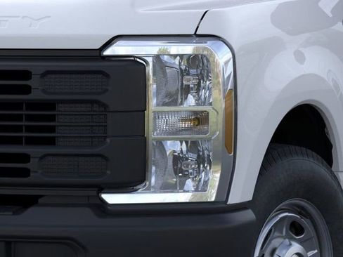 New 2026 Ford F250 XL image 18