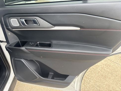 Used 2025 Ford Explorer ST w/ Sun And Sound Package image 41