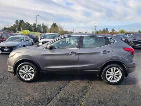 Used 2019 Nissan Rogue Sport S w/ Appearance Package image 4