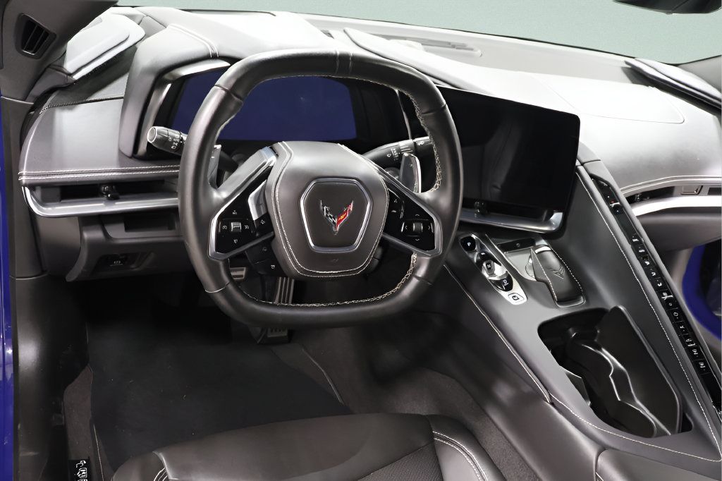 Used 2025 Chevrolet Corvette Stingray Coupe w/ 1LT RWD image 9