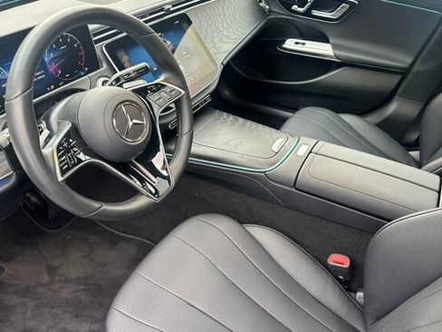 Certified 2025 Mercedes-Benz E 350 4MATIC Sedan image 10