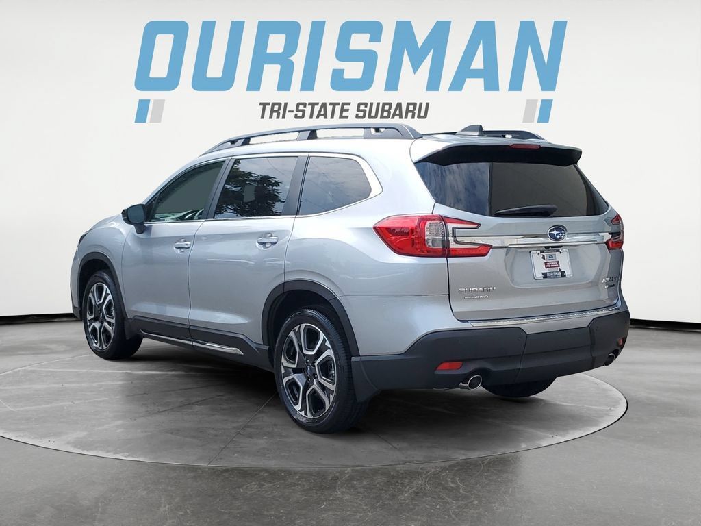 Certified 2026 Subaru Ascent Limited AWD/4WD image 4