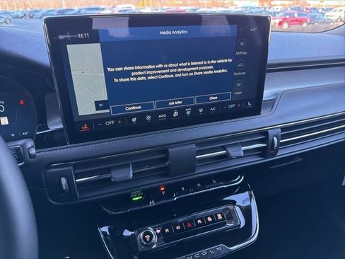 New 2026 Lincoln Corsair Premiere image 13