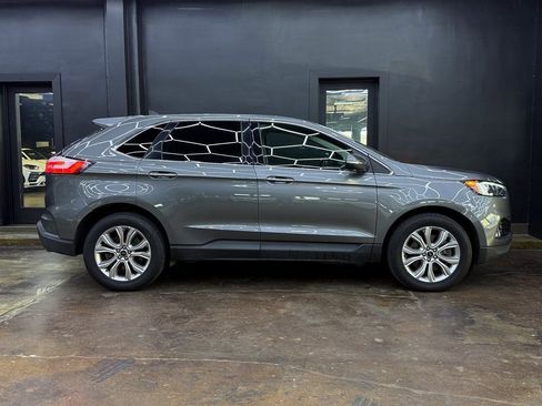 Used 2023 Ford Edge Titanium AWD/4WD image 10