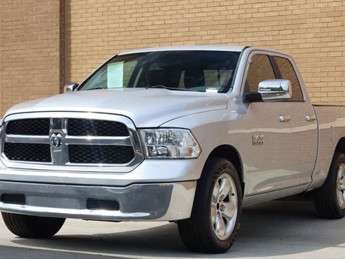 Used 2015 RAM 1500 Classic SLT RWD image 5