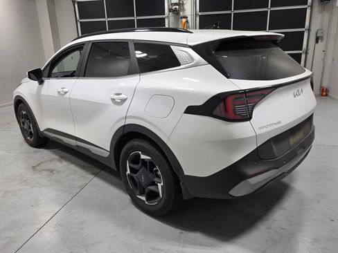 Used 2026 Kia Sportage EX w/ EX Panorama Roof Package FWD image 8