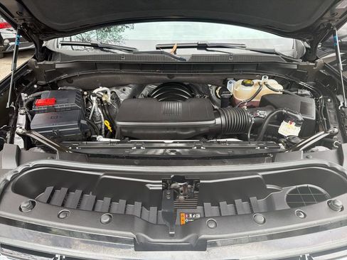 Used 2024 Chevrolet Tahoe LT image 11