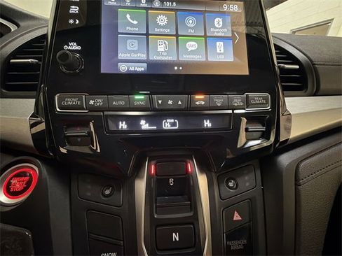 Used 2019 Honda Odyssey EX image 19