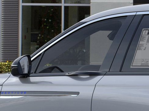 New 2026 Lincoln Nautilus Premier image 42