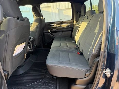 Used 2022 RAM 1500 Lone Star AWD/4WD image 11
