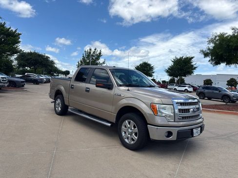 Used 2014 Ford F150 XLT w/ XLT Chrome Package RWD image 7