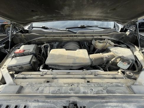 Used 2023 Chevrolet Silverado 1500 LT Trail Boss w/ Convenience Package II image 32