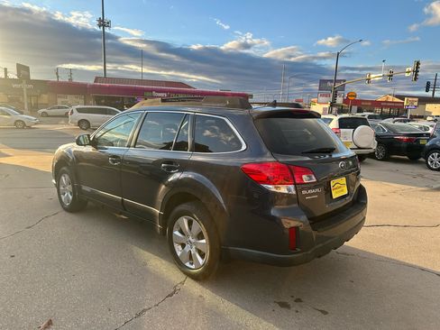 Used 2012 Subaru Outback 3.6R Limited w/ Popular Pkg 1B image 5