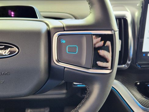 New 2026 Ford Expedition Platinum image 20