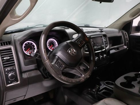 Used 2014 RAM 3500 Tradesman w/ Popular Equipment Group image 15