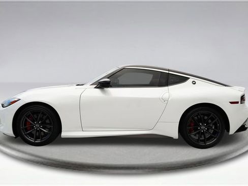 Used 2024 Nissan Z Performance w/ Floor Mat Package RWD image 10