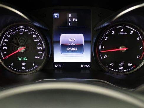 Used 2017 Mercedes-Benz GLC 300 w/ Premium 1 Package image 74