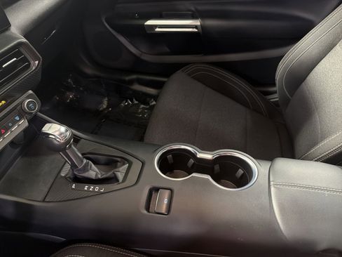 Used 2025 Ford Mustang Coupe RWD image 36