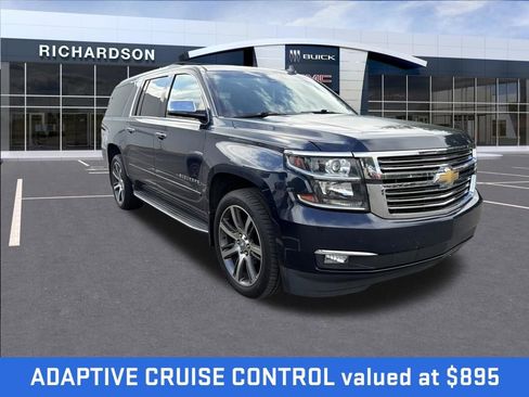 Used 2017 Chevrolet Suburban Premier AWD/4WD image 4