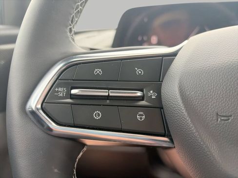 Used 2026 Chevrolet Traverse High Country FWD image 26
