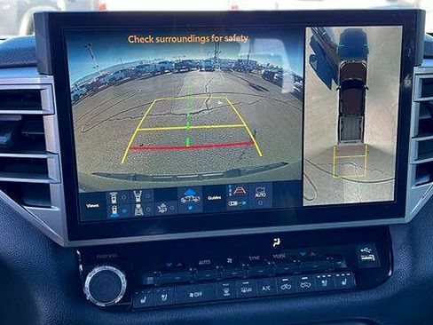 Used 2025 Toyota Tundra Limited image 23