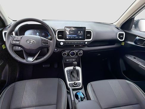 New 2026 Hyundai Venue SEL image 15
